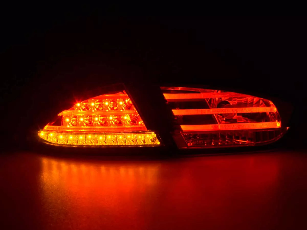 Juego de pilotos traseros LED Seat Leon 1P 09-12 rojo / transparente