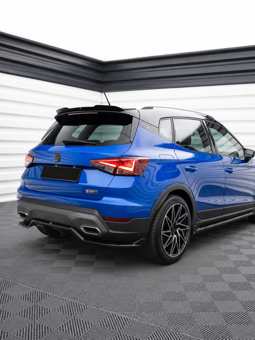Extensión aleron Seat Arona